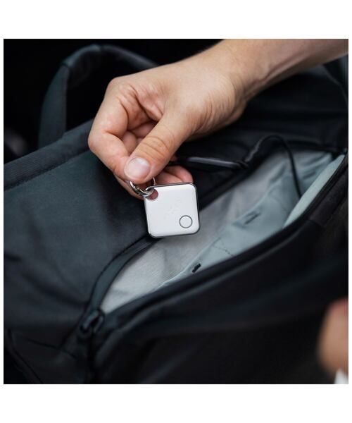 Smart tracker FIXED Tag s podporou Find My, bílý