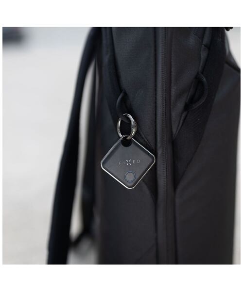 Smart tracker FIXED Tag s podporou Find My, černý