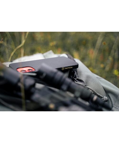 Tactical MagForce Aramid Kryt pro Apple iPhone 15 Pro Max Black