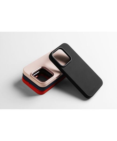 Zadní kryt FIXED MagFlow s podporou MagSafe pro Apple iPhone 15 Plus, červený