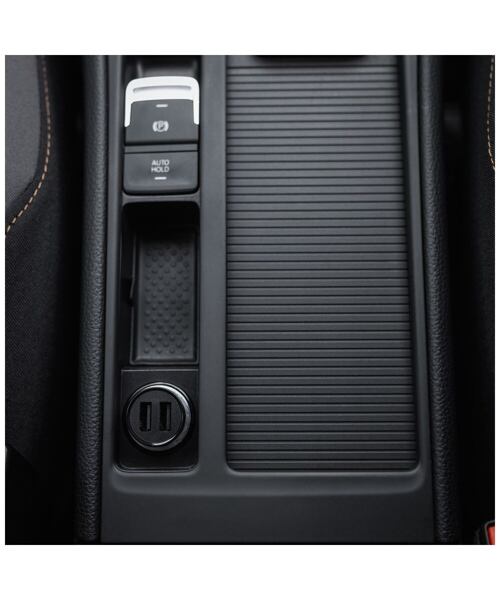 Autonabíječka FIXED s 2xUSB výstupem, 15W Smart Rapid Charge, černá