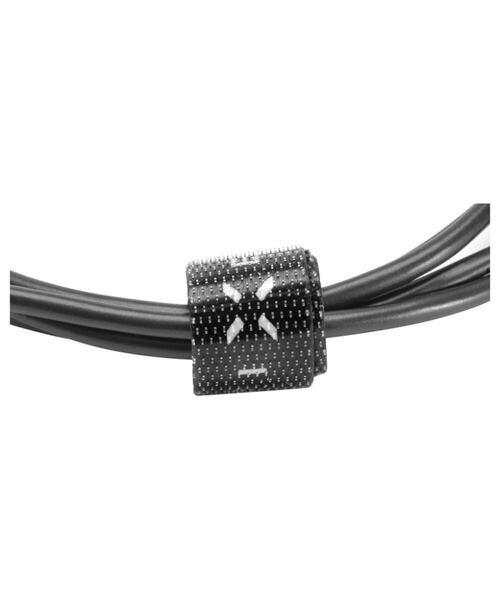 Datový a nabíjecí kabel FIXED s konektory USB/Lightning, 1 metr, MFI certifikace, černý