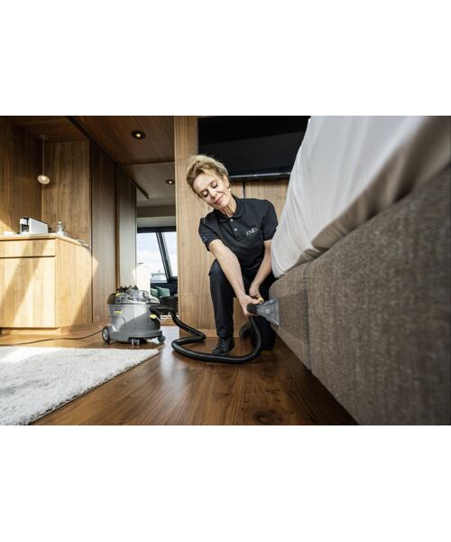 Kärcher Extraktor Puzzi 8/1 Tepovač (1.100-240.0)