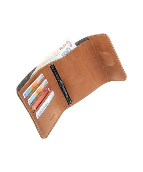 Kožená peněženka FIXED Classic Wallet for AirTag z pravé hovězí kůže, hnědá